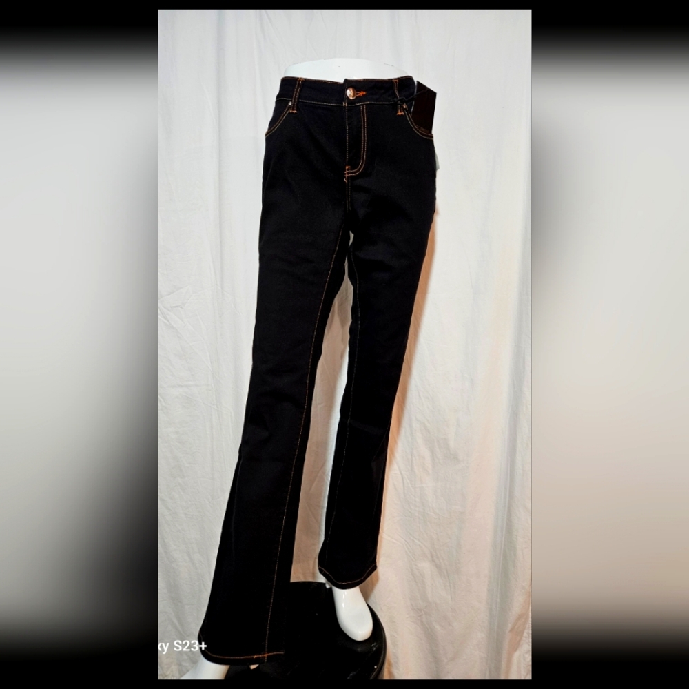 NWT Rocawear Black Jeans size 11